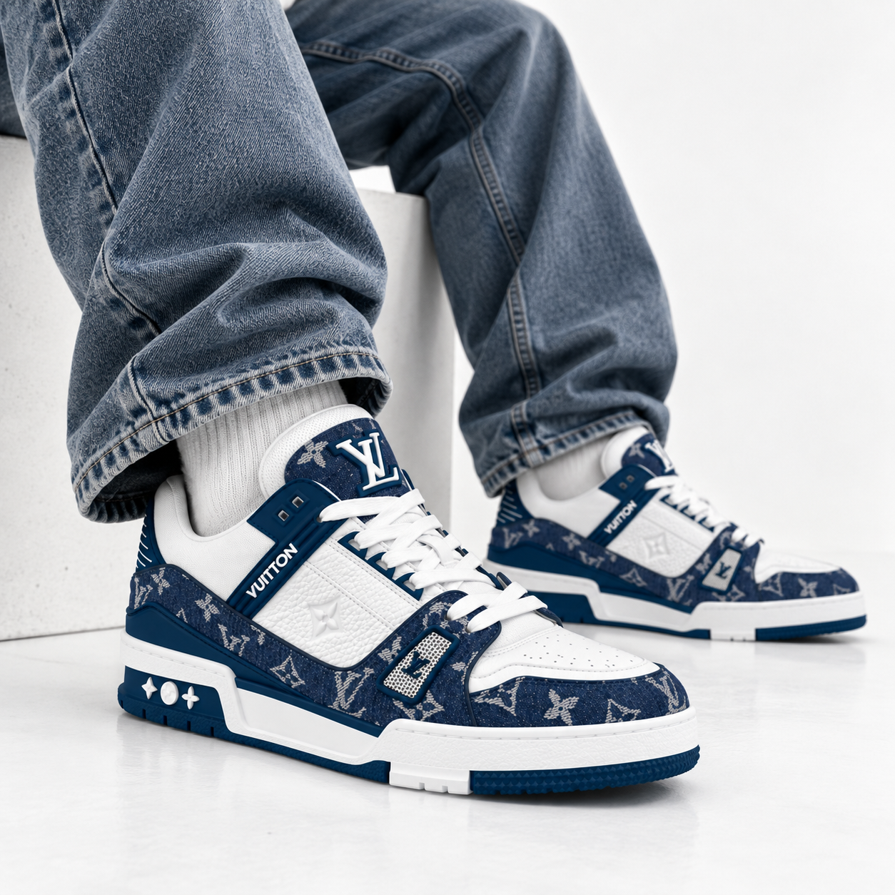 Lv trainer navy blue