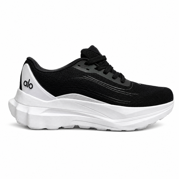 ALO Runner black and white