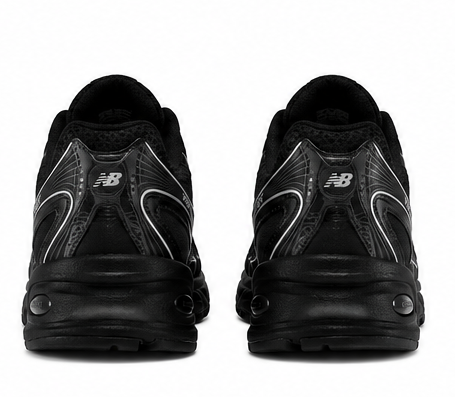 New balance 740 black