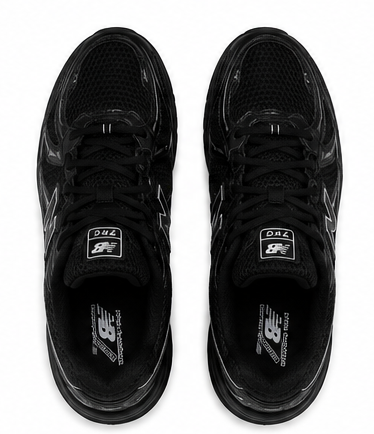New balance 740 black