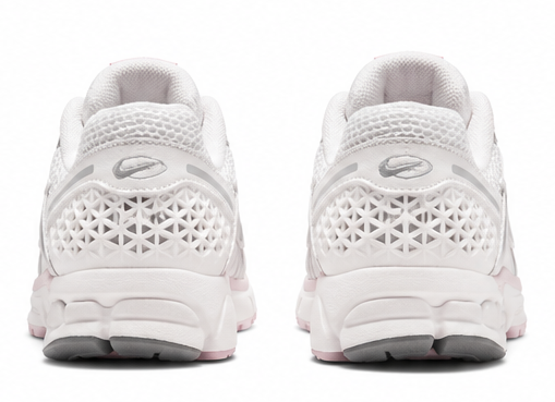 Nike Zoom Vomero 5 pink