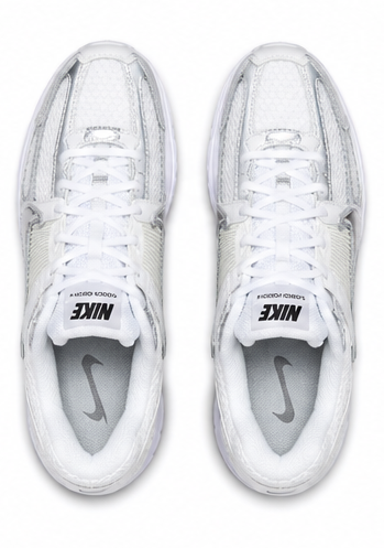 Nike Zoom Vomero 5 white