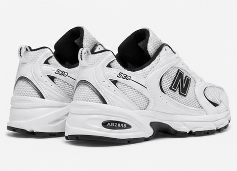 New Balance 530  black and white