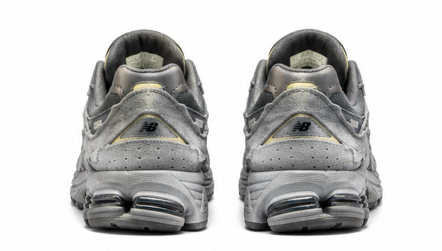 New Balance2002R dark grey
