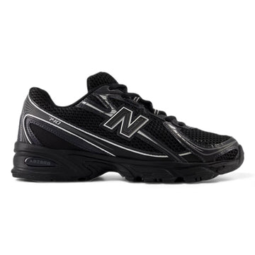 New balance 740 black