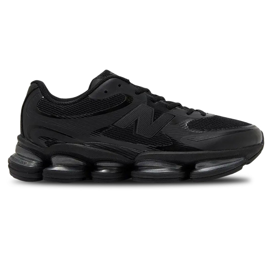 New Balance-2000 triple black