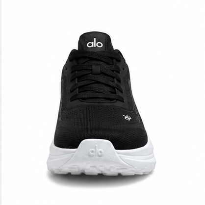 ALO Runner black and white